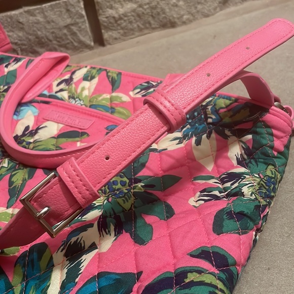 Vera Bradley Casual Satchel in “Tropical Paradise” - Picture 10 of 10